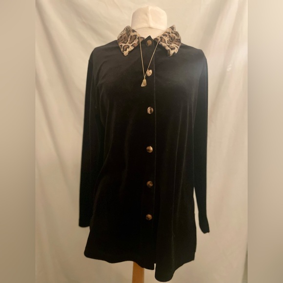 Vintage button up with leopard print details sz small - Picture 3 of 10